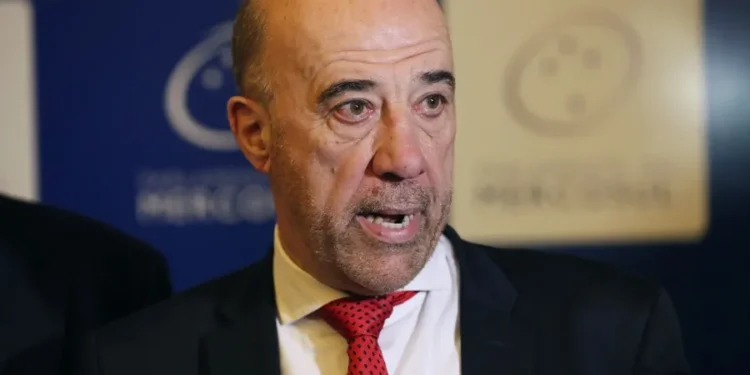 Argentina denuncia por «traición» a exembajador en Venezuela por mediar en el caso del gendarme detenido