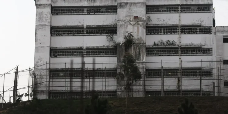 Denuncian disparos de militares a reos «políticos» en cárcel de Ramo Verde