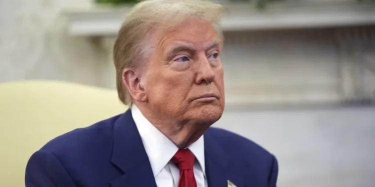 Trump pide ampliar el “ridículo” techo de deuda hasta 2029