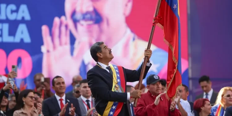 Eurocámara condena «usurpación» del poder de Maduro en Venezuela