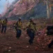Sube cifra de muertos tras incendios de Los Ángeles, se registran fuertes vientos