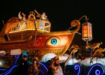 Los Reyes Magos llenaron de magia las calles de España sin importar el clima