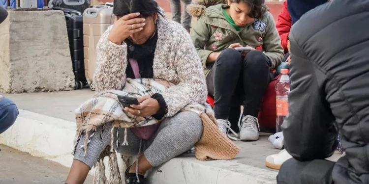 Migrantes quedaron con cita cancelada a las puertas de EEUU tras juramentación de Trump