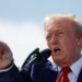 Por esta razón, Trump dará su discurso de investidura en el interior del Capitolio