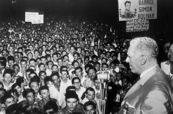 Prieto en el Panteón, por Douglas Zabala