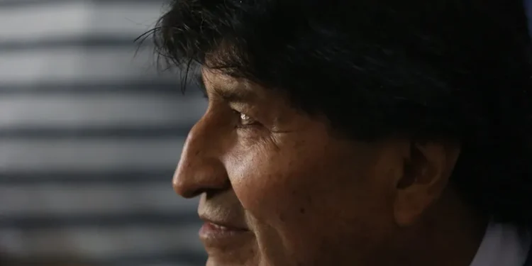 Evo Morales anuncia candidatura presidencial apartándose por el oficialismo