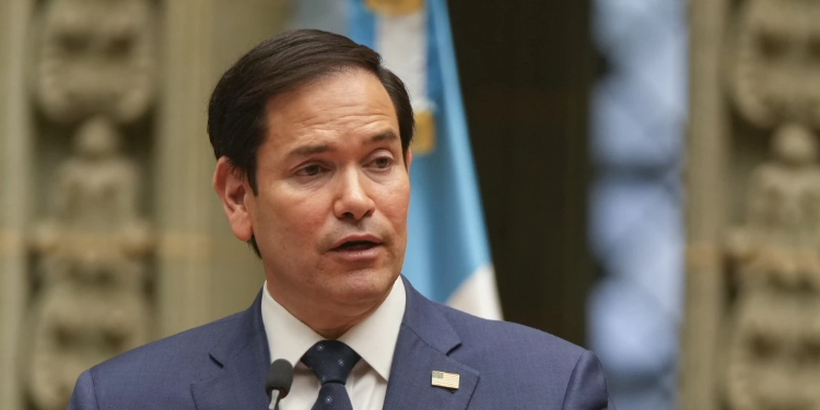 Marco Rubio confiscaría avión de Maduro durante visita a República Dominicana