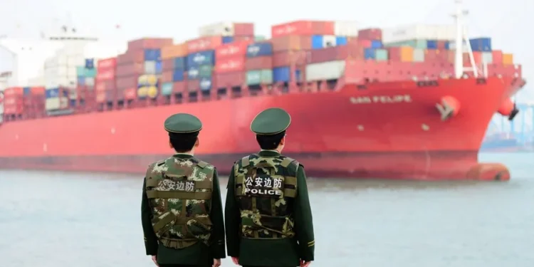 Entrada en vigor de aranceles chinos a bienes de EEUU recrudece guerra comercial