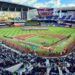 Entre abucheos y aplausos los Marlins inician con victoria el 2025, por Óscar Huete
