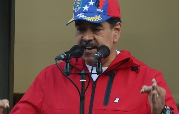 Maduro califica aranceles anunciados por Trump como decisión “arbitraria, ilegal y desesperada”