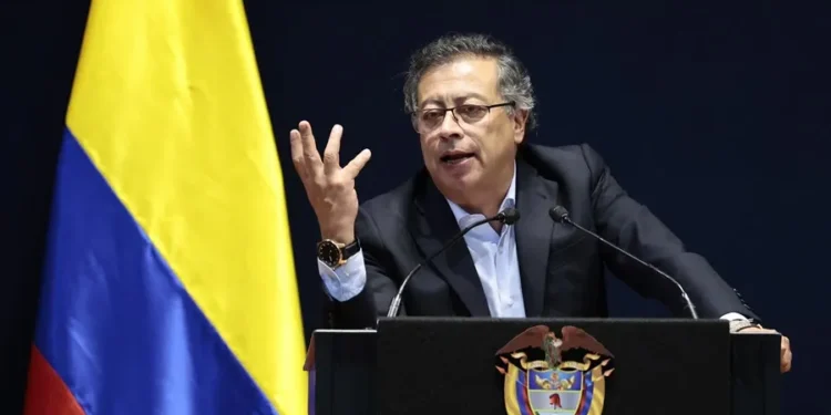 Petro pide al Congreso de Colombia legalizar el cultivo de la marihuana