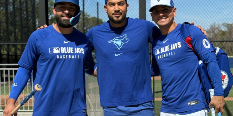 Sangre venezolana fortalece a los Azulejos, por Eliexser Pirela Leal