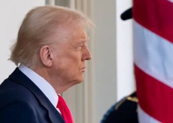 Trump invoca Ley de Enemigos Extranjeros de 1798, el objetivo: acelerar deportaciones