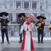 UNO Productions y AR Music presentan «Señor Presidente, No Me Quite a Mis Papás»