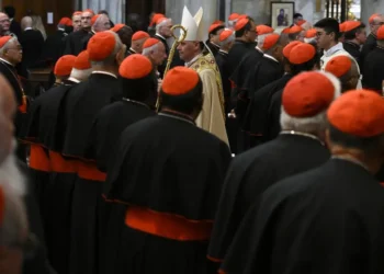 Cónclave para elegir un nuevo papa comenzará el 7 de mayo