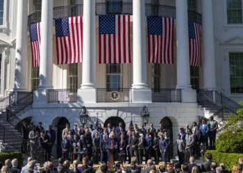 Trump recibe en la Casa Blanca a los Eagles, campeones del Super Bowl