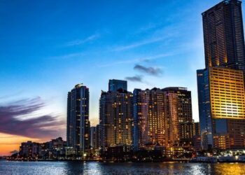 Nueva York perdió 9 mil millones dólares de ingresos frente a Miami y Palm Beach en cinco años