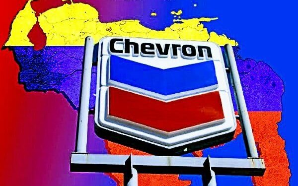 Acusan a María Gabriela Sigala y su esposo Luis Alberto Moreno de ser lobbistas de Maduro y Chevron en la Casa Blanca