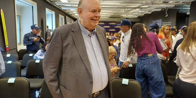Antonio Ecarri Bolívar: “Frente a lo que ocurre en Venezuela una inhabilitación es una condecoración”