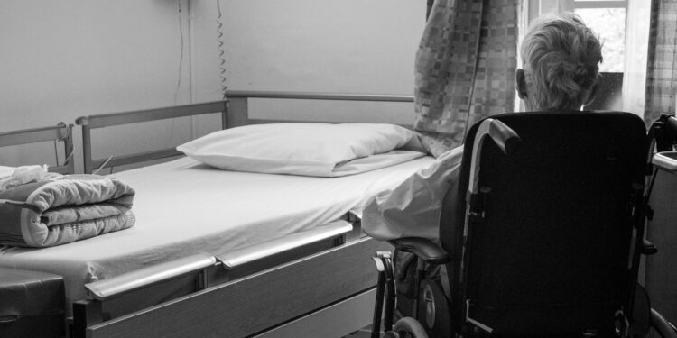 Asamblea Nacional de Francia aprueba la legalización de la eutanasia