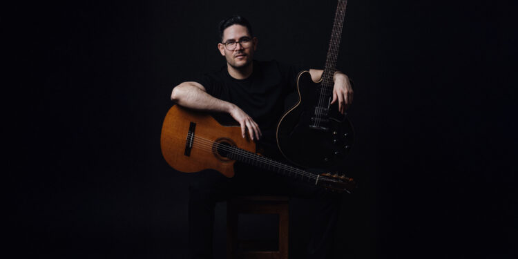 El guitarrista y compositor Orlando Molina estrena su disco “Autorretrato en tres colores”