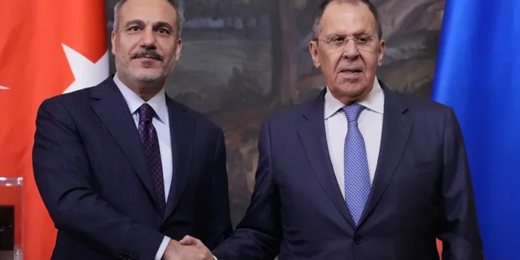 Rusia acusa a la Unión Europea de sabotear negociaciones que apoyan Turquía y EEUU