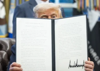 Trump anunciará aranceles para productos farmacéuticos