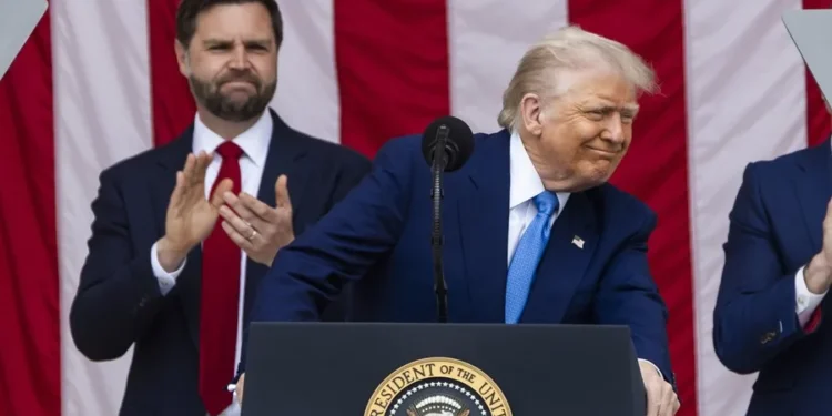 Trump dice que fue mejor no haber ganado en 2021