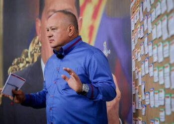 VERDADES Y RUMORES| Operación de “extracción”, ¿colaboración interna o negociación?, por Darwin Chávez