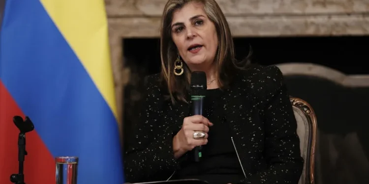 Diplomática colombiana, primera mujer elegida como ‘número dos’ de la OEA