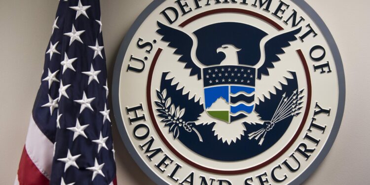 EEUU eliminó página web con lista de ciudades «santuario» para migrantes
