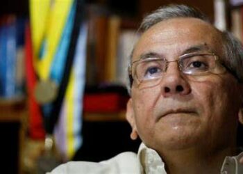 Ángel Lombardi y Neuro Villalobos, ex rectores y profesores eméritos de la Universidad del Zulia exigen libertad de Rodrigo Cabezas