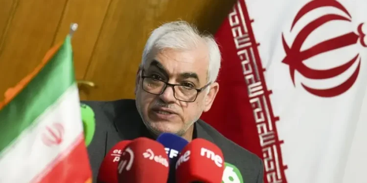 Embajador de Irán: si EEUU dispara «una sola bala», sus bases militares serán objetivo