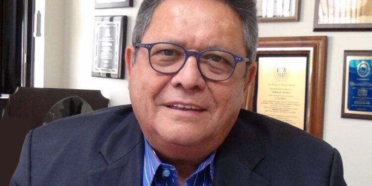 El deporte, el periodismo y la democracia lloran la partida de Oswaldo Muñoz, por Eliéxser Pirela Leal