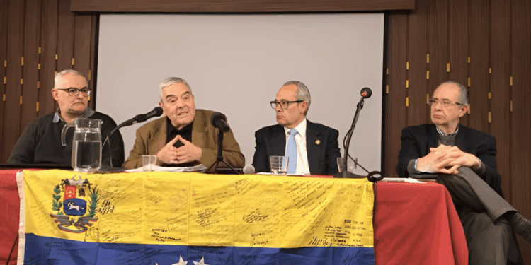 Denuncian al Gobierno venezolano por crímenes de odio ante TSJ de Venezuela en el exilio