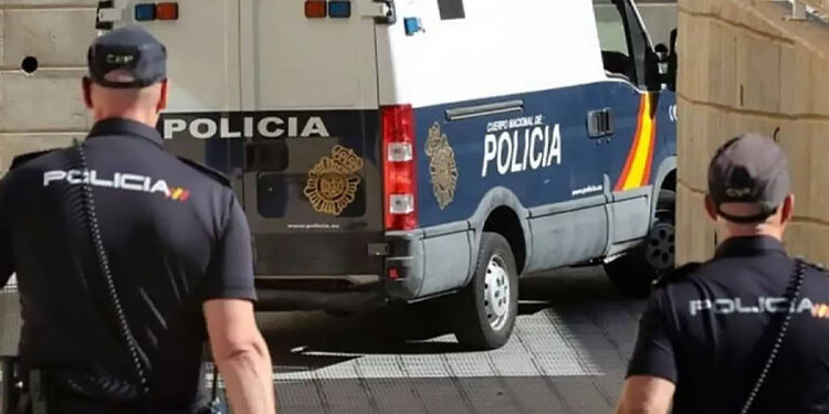 Desarticulada red criminal que explotaba sexualmente a mujeres venezolanas en Tenerife