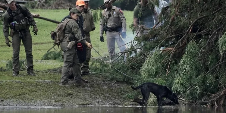 Inundaciones en Texas dejan más de 80 muertos: Trump declara la emergencia
