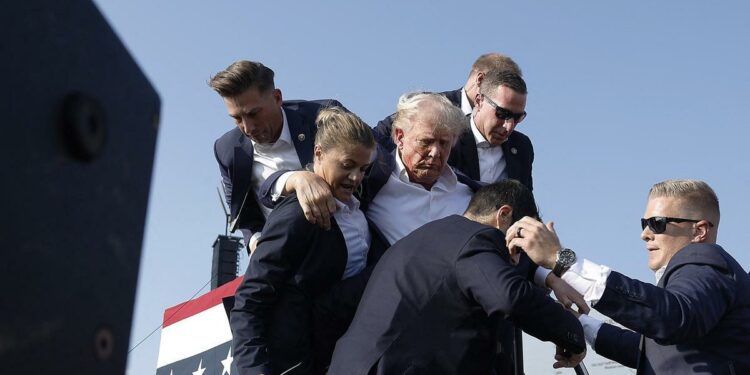 Servicio Secreto de EEUU suspendió a seis agentes por fallos durante atentado a Trump