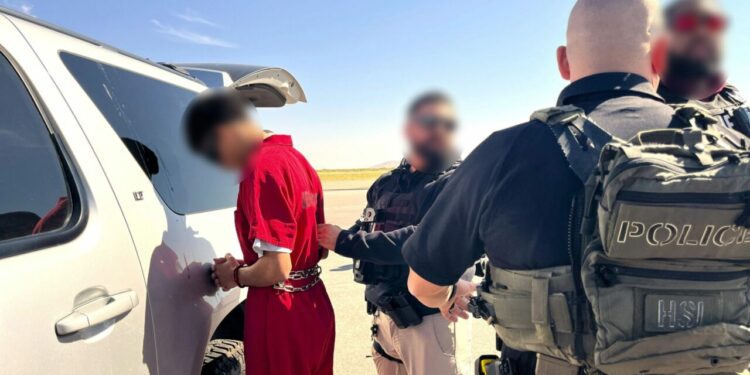 Trump: en cinco meses hemos arrestado a más de 2.700 miembros del Tren de Aragua