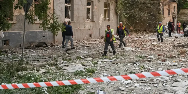 Rusia intensifica ofensiva: más de 600 proyectiles contra Ucrania en plena tensión diplomática