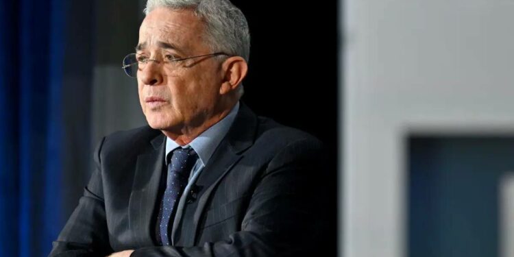 Lo que ocurre en Colombia es un calco de lo que ejecutaron en Venezuela | Por: Gustavo Lainette