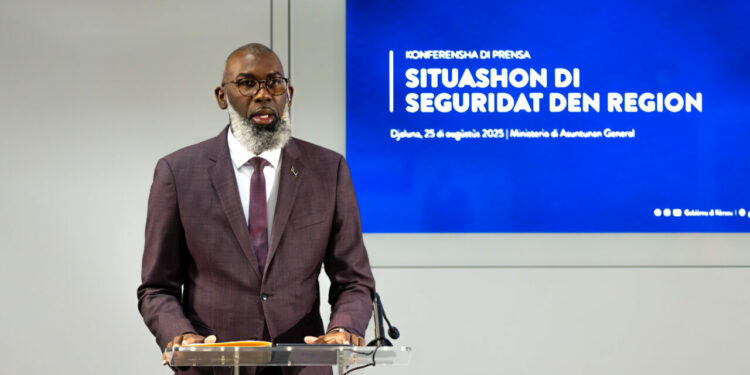 Curazao pide calma ante despliegue militar de EEUU en el Caribe y aconseja no viajar a Venezuela