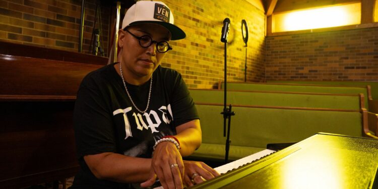 «La música fue mi gasolina durante el proceso de adaptación en este país»