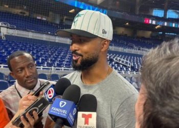 Los Marlins con todo en la segunda mitad, por Óscar Huete