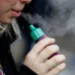 Singapur castigará con latigazos y cárcel a proveedores de vapeadores