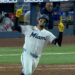 Novato venezolano de los Marlins rompe un record al haber dado tres hits y todos han sido jonrones, por Eliexser Pirela Leal
