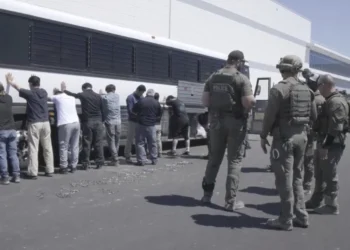 Gobierno de Trump anuncia más edadas migratorias en lugares de trabajo