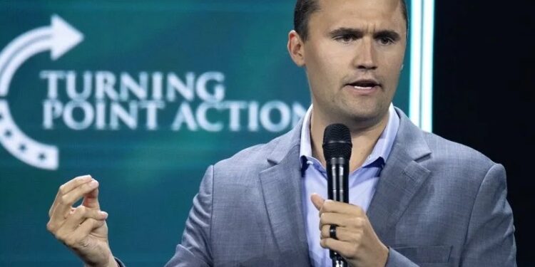 Disparan a Charlie Kirk, activista político y aliado de Trump