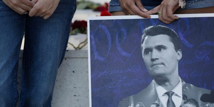 Trump asegura que el sospechoso del crimen de Charlie Kirk está bajo custodia