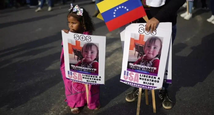 Madres venezolanas solicitan a Melania Trump ayuda para reunirse con sus hijos
